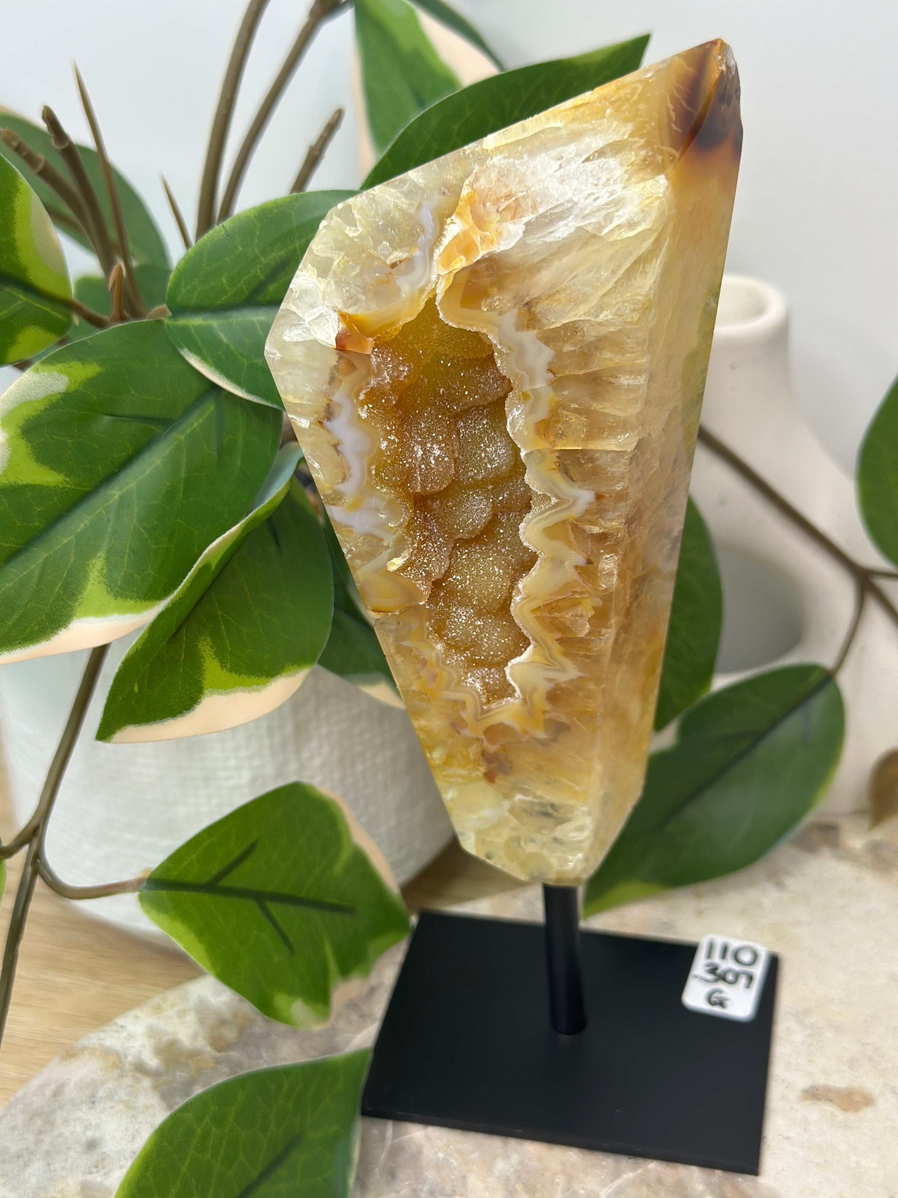 Druzy Agate Freeform On Stand #110