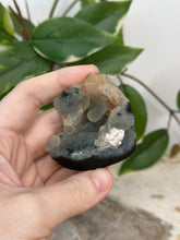 Load image into Gallery viewer, Blue Velvet Mini Cluster #57A

