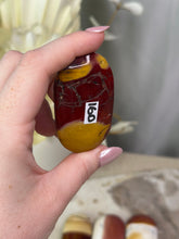 Load image into Gallery viewer, Mookaite Palmstones #16

