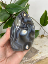 Load image into Gallery viewer, Orca Agate Freeform #57
