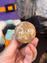 Load image into Gallery viewer, Poison Flower Ball #25
