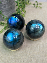 Load image into Gallery viewer, Labradorite Spheres #45
