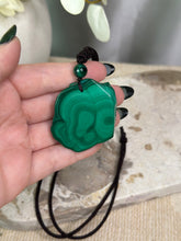 Load image into Gallery viewer, Malachite Slab Necklace Cord #30A
