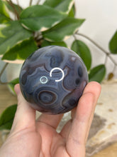 Load image into Gallery viewer, Swazi Agate Sphere #275
