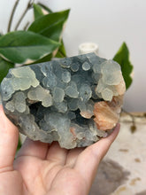 Load image into Gallery viewer, Blue Velvet Cluster #114
