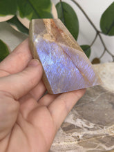 Load image into Gallery viewer, White Moonstone Freeform #30

