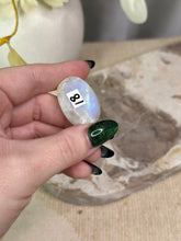 Load image into Gallery viewer, Rainbow Moonstone Cab #18
