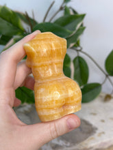 Load image into Gallery viewer, Orange Calcite Goddess Body #44
