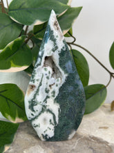 Load image into Gallery viewer, Moss Agate Flame #60
