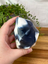 Load image into Gallery viewer, Orca Agate Flame
