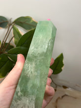 Load image into Gallery viewer, XL Fluorite Tower #115
