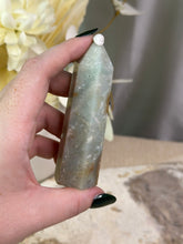 Load image into Gallery viewer, Sky Blue Quartz Tower #15
