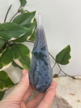 Load image into Gallery viewer, Moss Agate Cone
