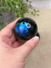 Load image into Gallery viewer, Labradorite Spheres #45
