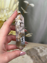 Load image into Gallery viewer, Flower Agate DT #30B
