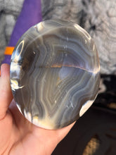 Load image into Gallery viewer, Orca Agate Bowl #60
