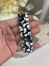 Load image into Gallery viewer, Orca Agate Bracelets
