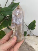 Load image into Gallery viewer, Druzy Flower Agate Tower

