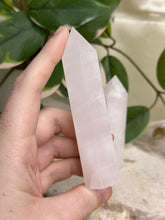 Load image into Gallery viewer, Mangano Calcite Tower #21
