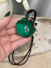 Load image into Gallery viewer, Malachite Slab Necklace Cord #30A
