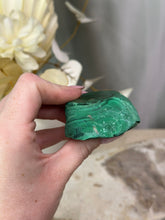 Load image into Gallery viewer, Malachite Half Polished Eye #64
