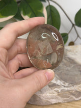 Load image into Gallery viewer, Smokey Quartz Palmstone #16B
