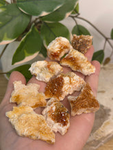 Load image into Gallery viewer, Vanadinite Specimens #4
