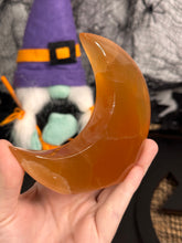 Load image into Gallery viewer, Honey Calcite Standing Moon #58
