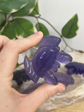 Load image into Gallery viewer, Fluorite Crabs
