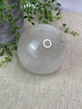 Load image into Gallery viewer, Quartz Sphere #80
