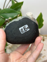 Load image into Gallery viewer, Blue Velvet Cluster #114
