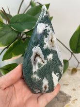Load image into Gallery viewer, Moss Agate Flame #60
