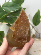 Load image into Gallery viewer, Druzy Agate Flame #58
