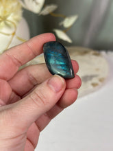 Load image into Gallery viewer, *HQ* Labradorite Leaves
