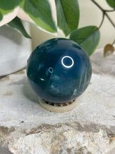 Load image into Gallery viewer, Blue Fluorite Sphere B1
