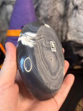 Load image into Gallery viewer, Orca Agate Bowl #47
