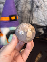 Load image into Gallery viewer, Poison Flower Ball #34
