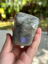 Load image into Gallery viewer, Labradorite Freeform #44
