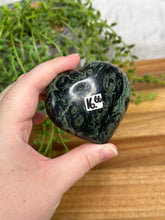 Load image into Gallery viewer, Kambaba Jasper Heart #16
