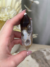 Load image into Gallery viewer, Flower Agate DT #23B
