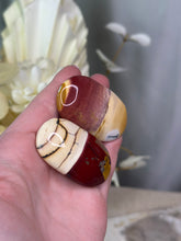 Load image into Gallery viewer, Mookaite Palmstones #12
