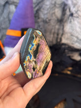 Load image into Gallery viewer, Labradorite Freeforms #42
