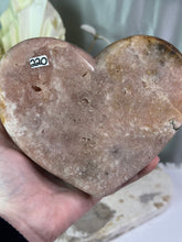 Load image into Gallery viewer, 1 Kilo Pink Amethyst Heart
