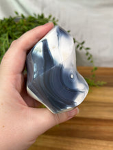 Load image into Gallery viewer, Orca Agate Flame
