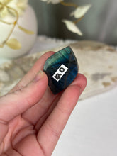 Load image into Gallery viewer, *HQ* Labradorite Leaves
