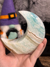 Load image into Gallery viewer, Caribbean Calcite Standing Moon #85B
