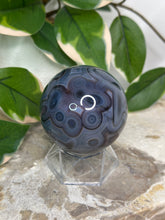 Load image into Gallery viewer, Swazi Agate Sphere #275
