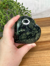 Load image into Gallery viewer, Kambaba Jasper Heart #28
