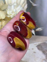 Load image into Gallery viewer, Mookaite Palmstones #18

