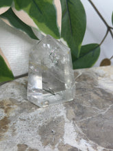 Load image into Gallery viewer, Quartz Inclusion Tower #42
